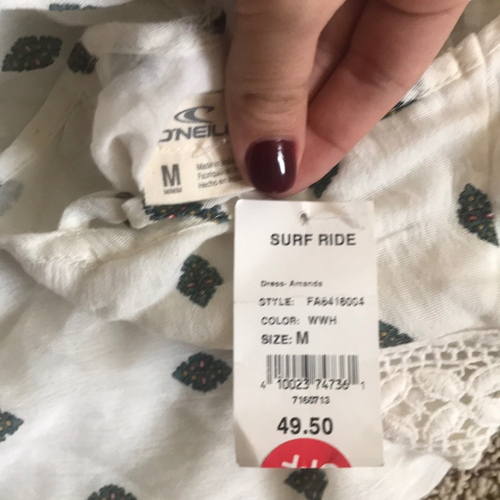 O'Neill dress never been worn! Size medium - Picture 3 of 3